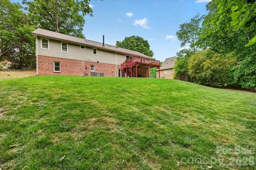 148 Miss Ellie Lane Gastonia NC 28056