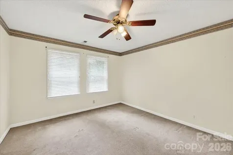 148 Miss Ellie Lane Gastonia NC 28056