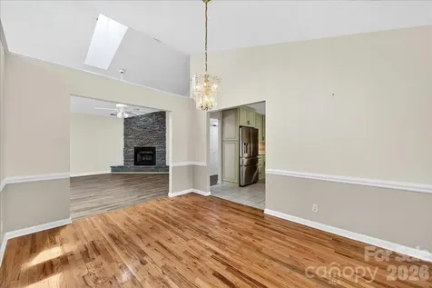 148 Miss Ellie Lane Gastonia NC 28056