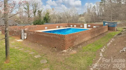 75 Laurelwood Drive Marion NC 28752