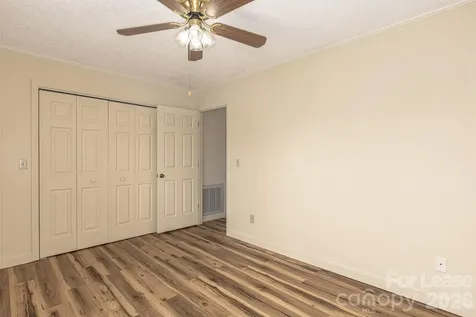 75 Laurelwood Drive Marion NC 28752
