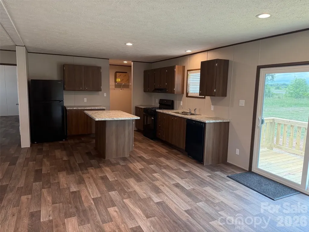 3932 Sunset Boulevard Shelby NC 28152