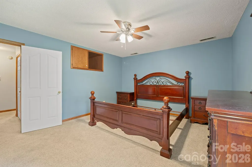 725 Sunridge Drive Lincolnton NC 28092