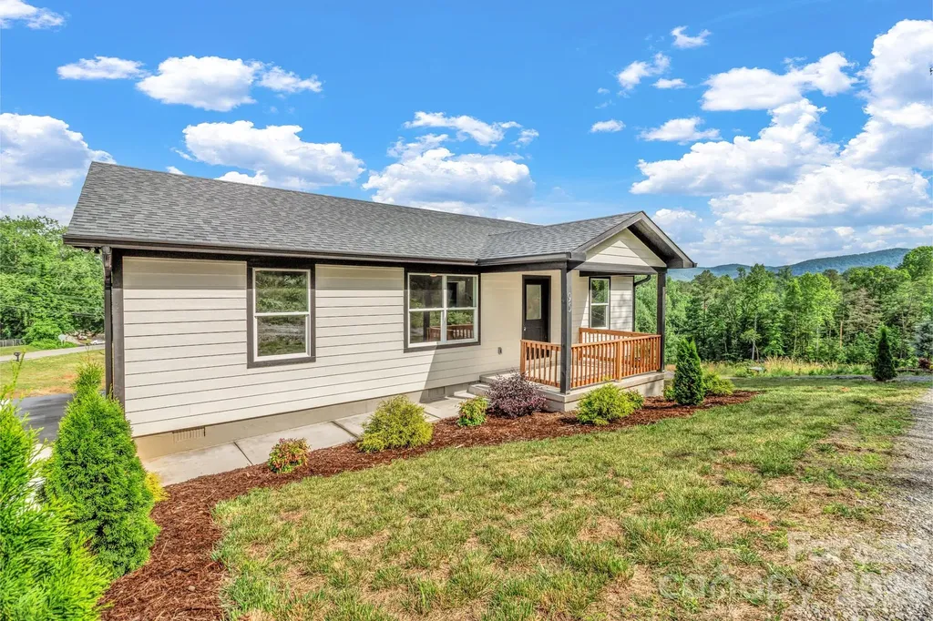 95 Short Drive Marion NC 28752