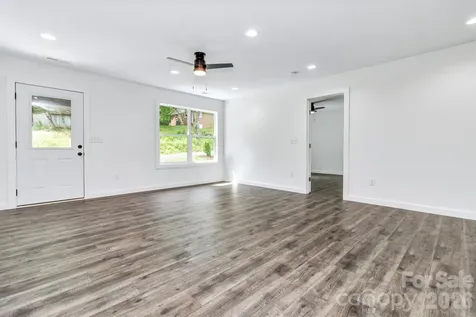 95 Short Drive Marion NC 28752
