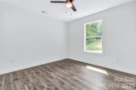 95 Short Drive Marion NC 28752