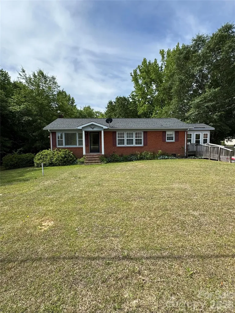 1100 Old Lilesville Road Wadesboro NC 28170