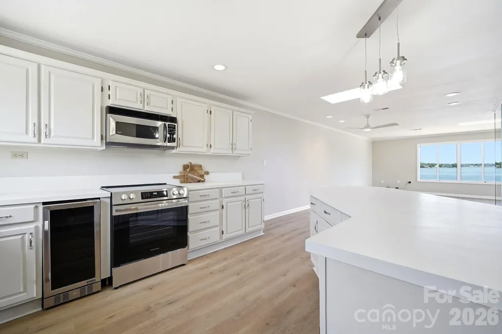 7831 Spinnaker Bay Drive Sherrills Ford NC 28673