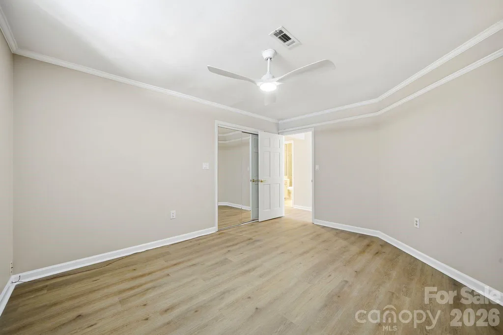 7831 Spinnaker Bay Drive Sherrills Ford NC 28673