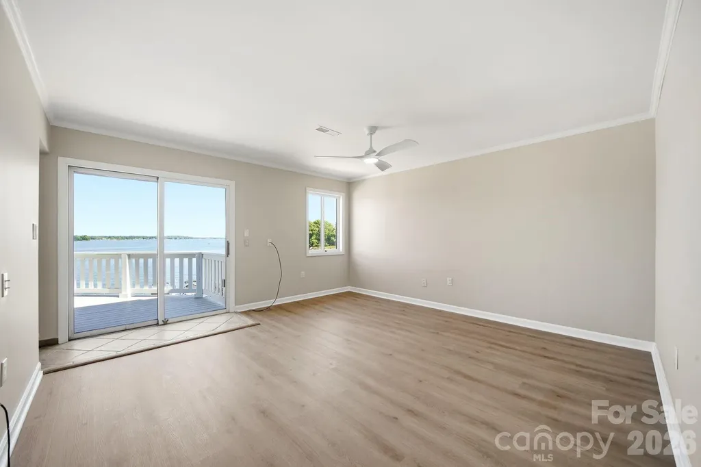 7831 Spinnaker Bay Drive Sherrills Ford NC 28673