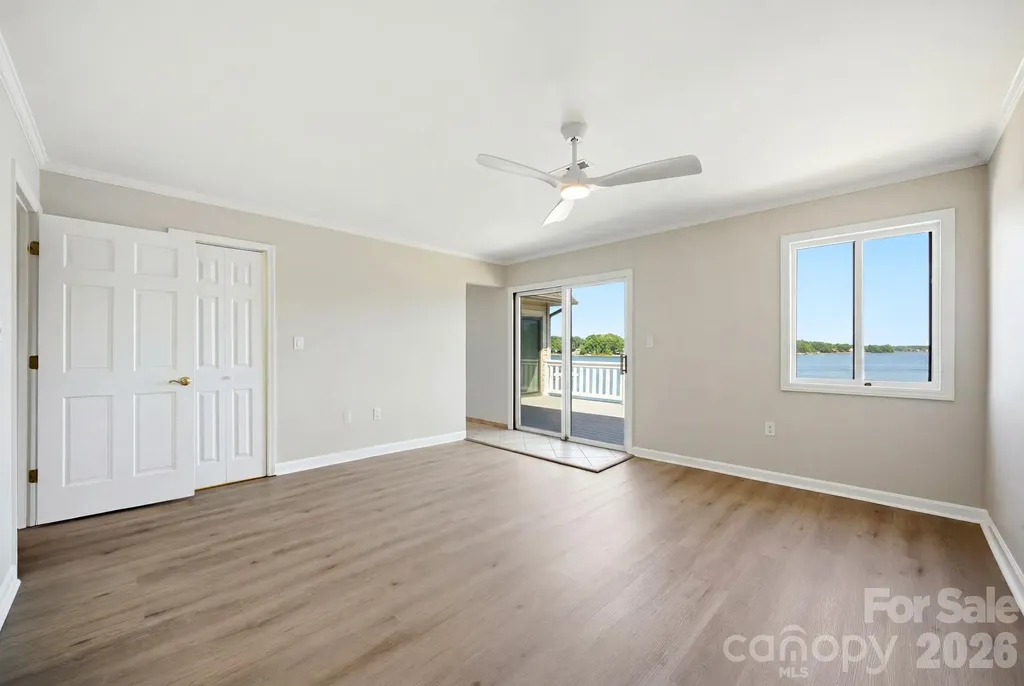 7831 Spinnaker Bay Drive Sherrills Ford NC 28673