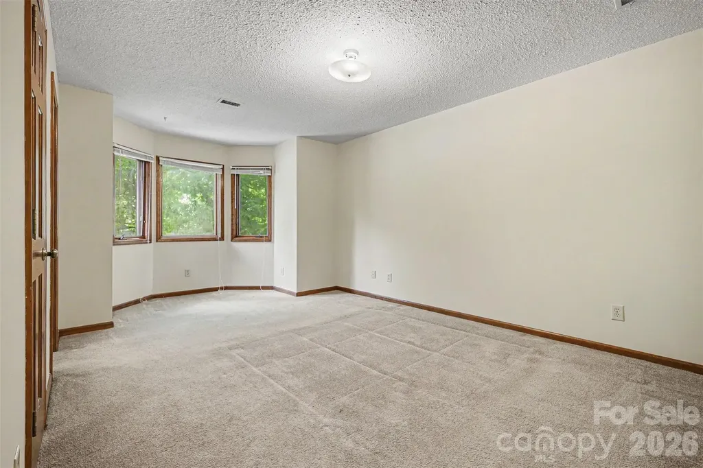 1043 Wexford Place NW Concord NC 28027