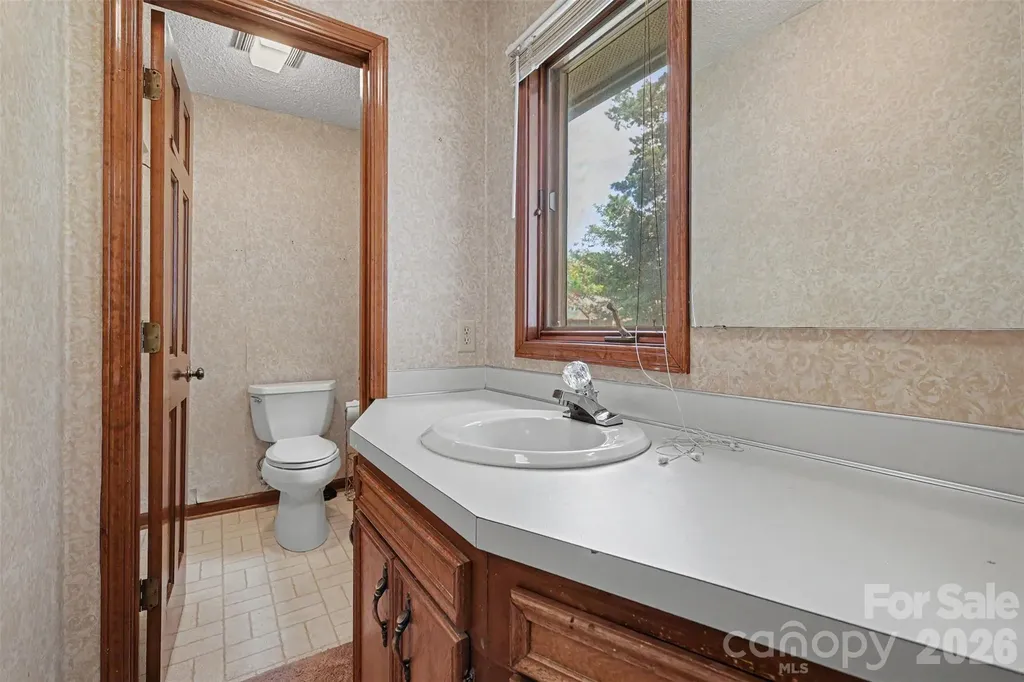 1043 Wexford Place NW Concord NC 28027
