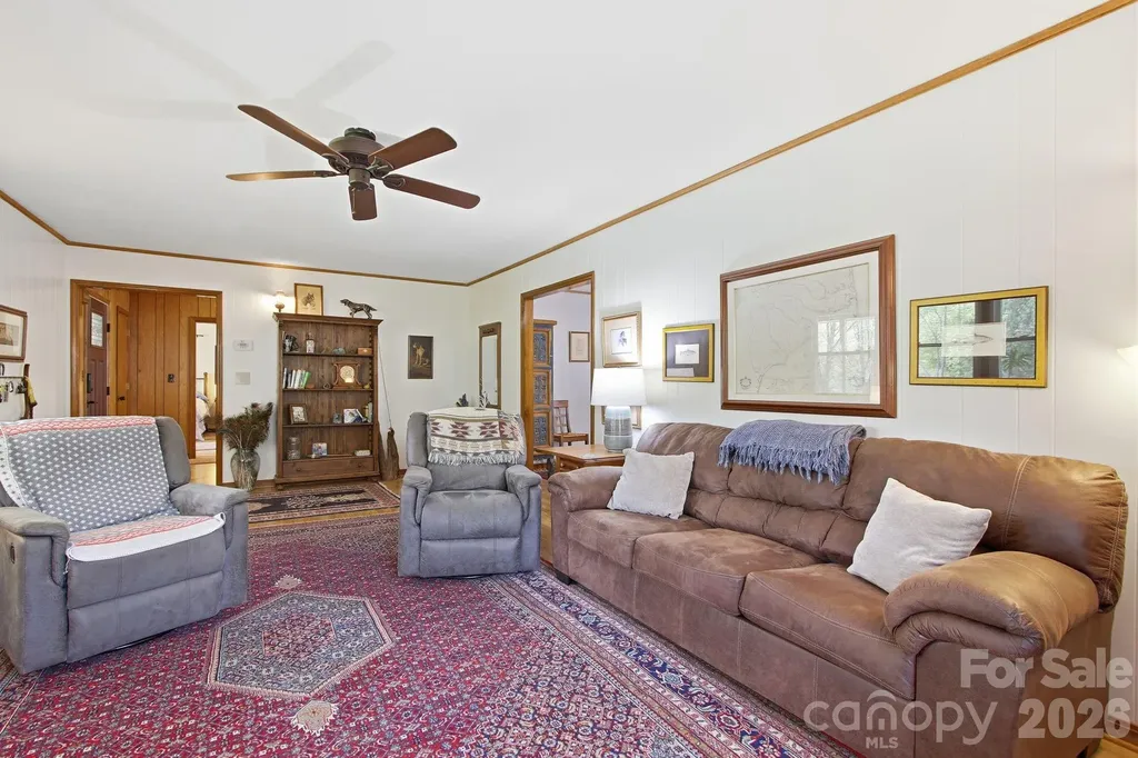 11 Summer Lane Spruce Pine NC 28777