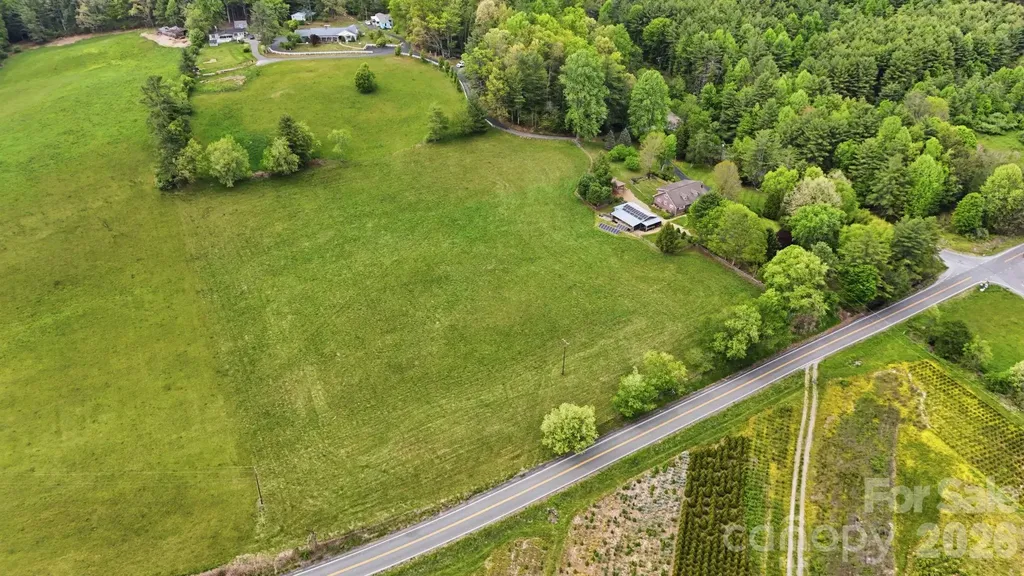 11 Summer Lane Spruce Pine NC 28777