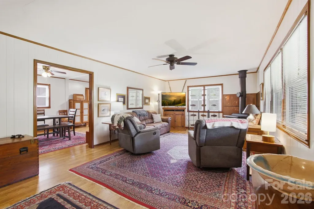 11 Summer Lane Spruce Pine NC 28777