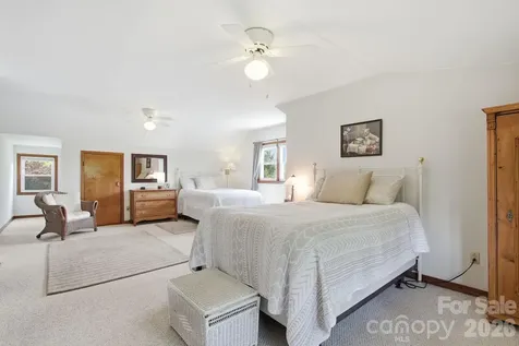 11 Summer Lane Spruce Pine NC 28777