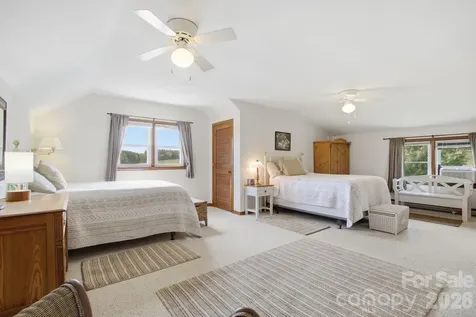 11 Summer Lane Spruce Pine NC 28777