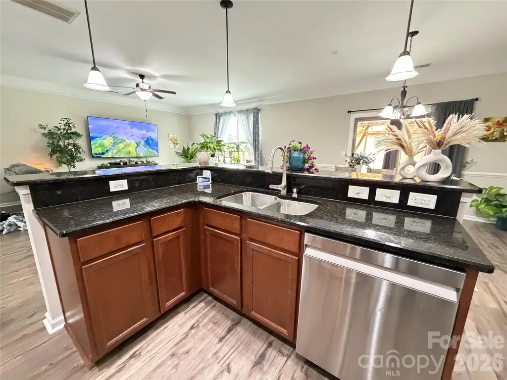 6105 Lighted Way Lane Indian Trail NC 28079