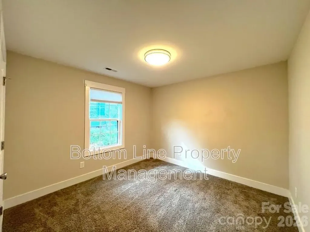 2546 Hemphill Street Charlotte NC 28208