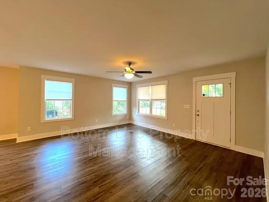 2546 Hemphill Street Charlotte NC 28208