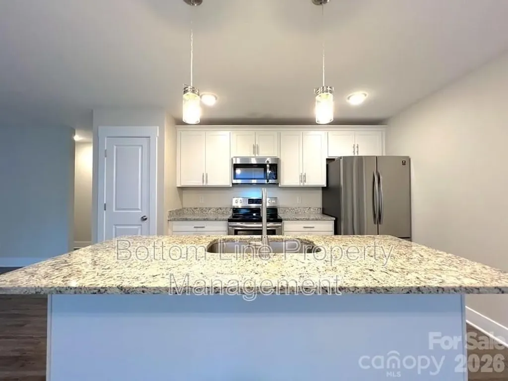 2546 Hemphill Street Charlotte NC 28208
