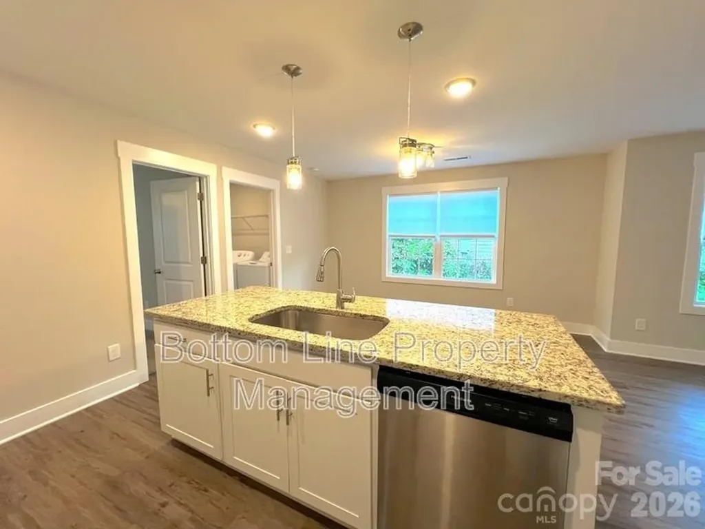 2546 Hemphill Street Charlotte NC 28208