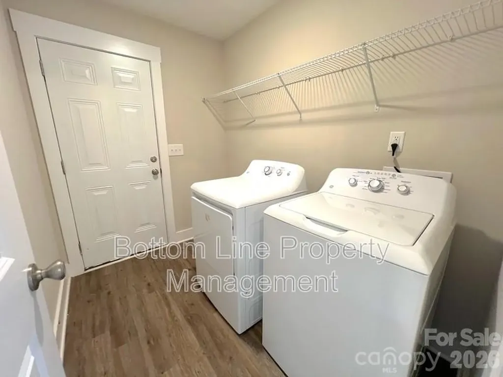 2546 Hemphill Street Charlotte NC 28208