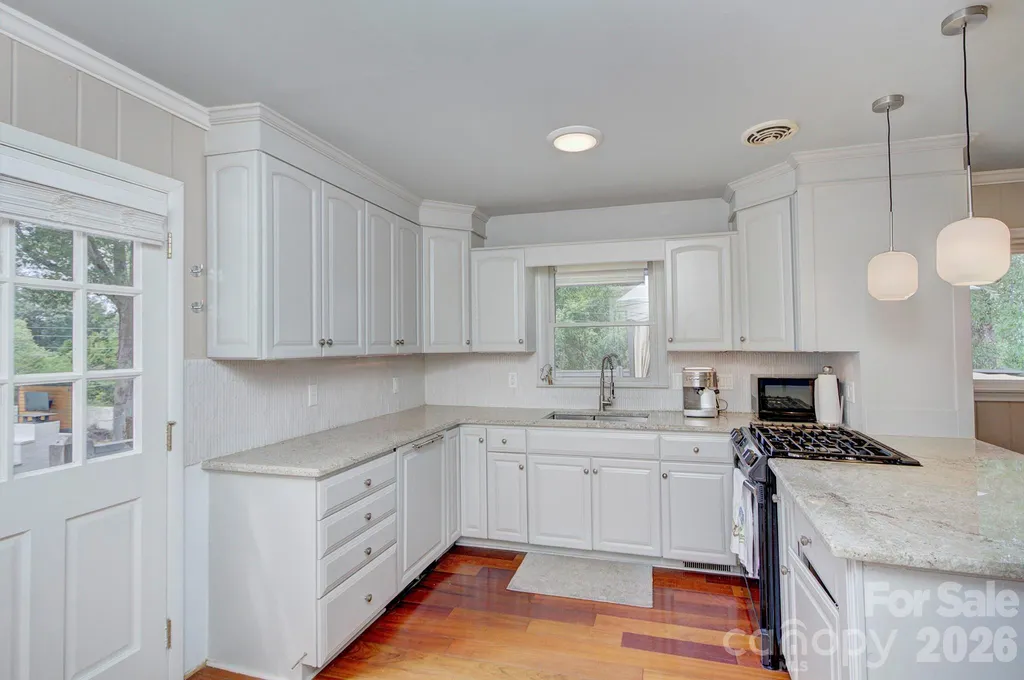 1140 Bevis Drive Charlotte NC 28209