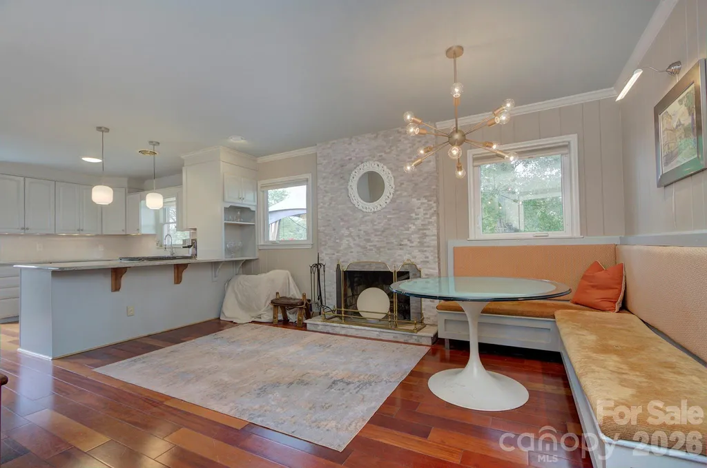 1140 Bevis Drive Charlotte NC 28209