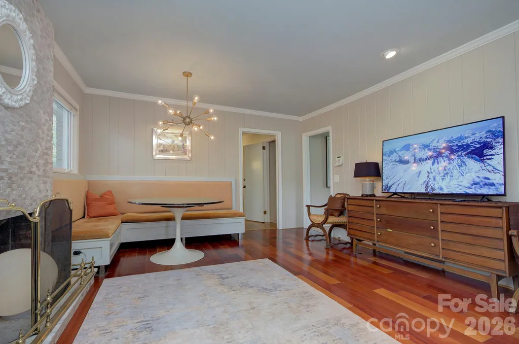 1140 Bevis Drive Charlotte NC 28209