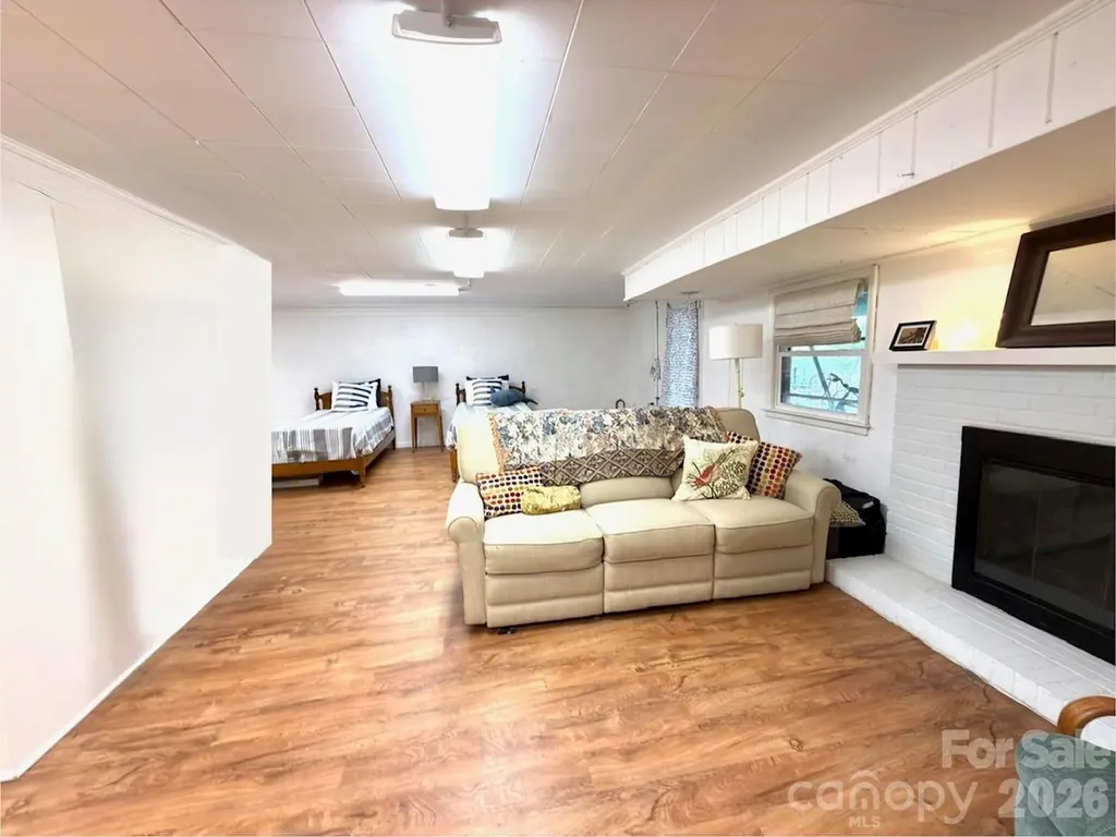 1140 Bevis Drive Charlotte NC 28209