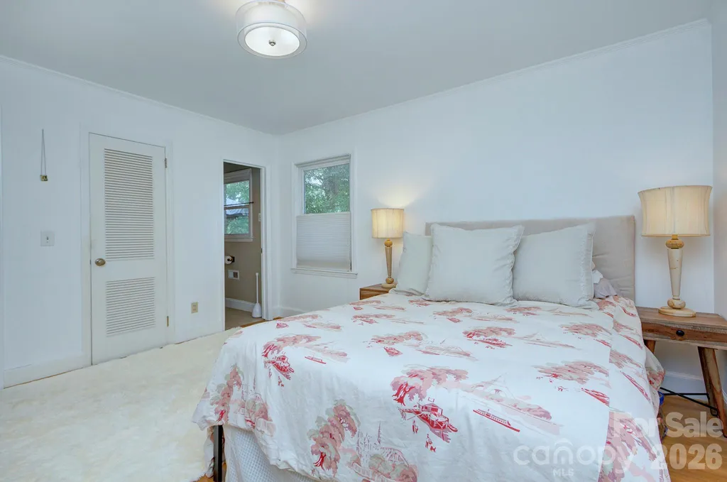 1140 Bevis Drive Charlotte NC 28209