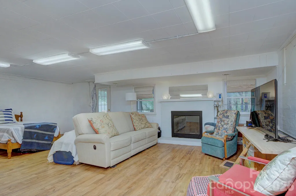 1140 Bevis Drive Charlotte NC 28209