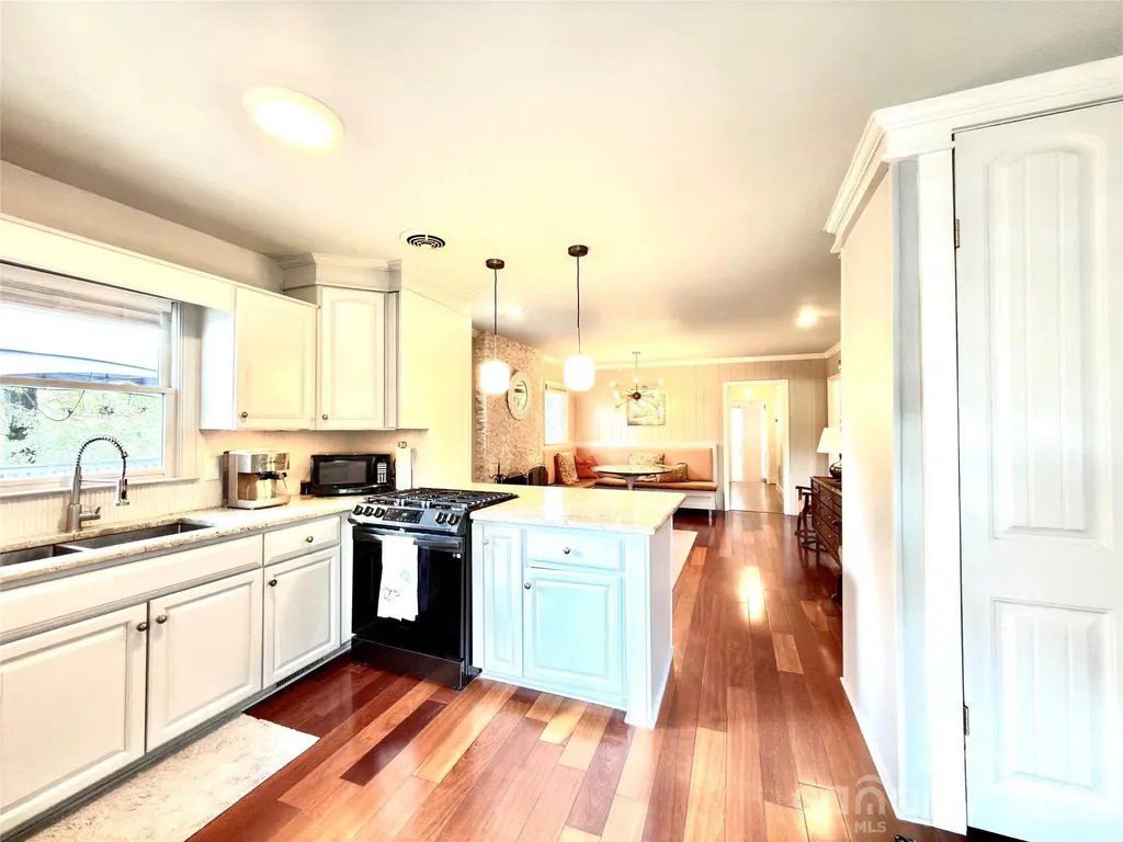 1140 Bevis Drive Charlotte NC 28209