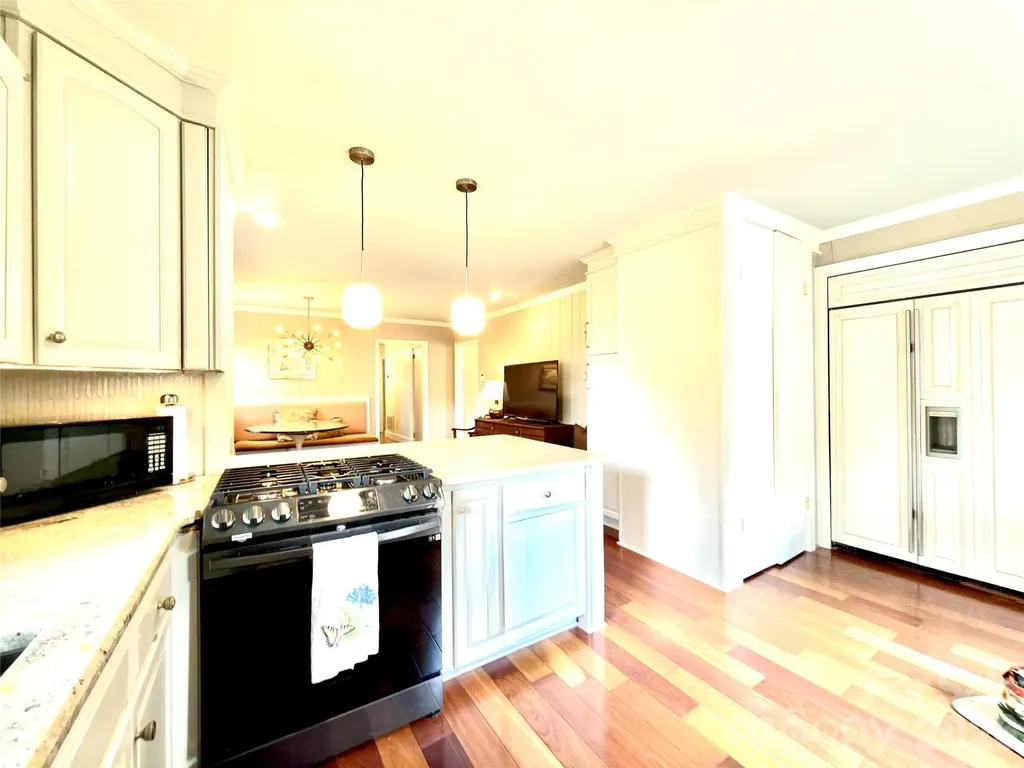 1140 Bevis Drive Charlotte NC 28209