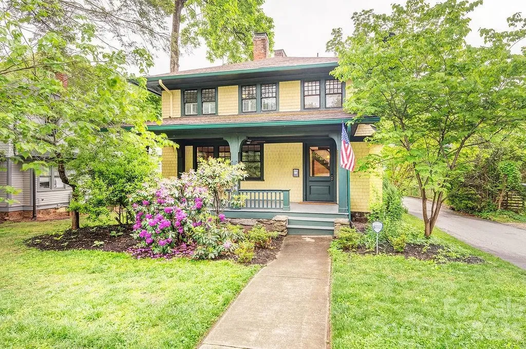 14 Watauga Street Asheville NC 28801