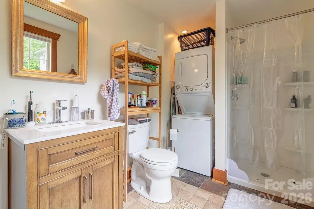 14 Watauga Street Asheville NC 28801
