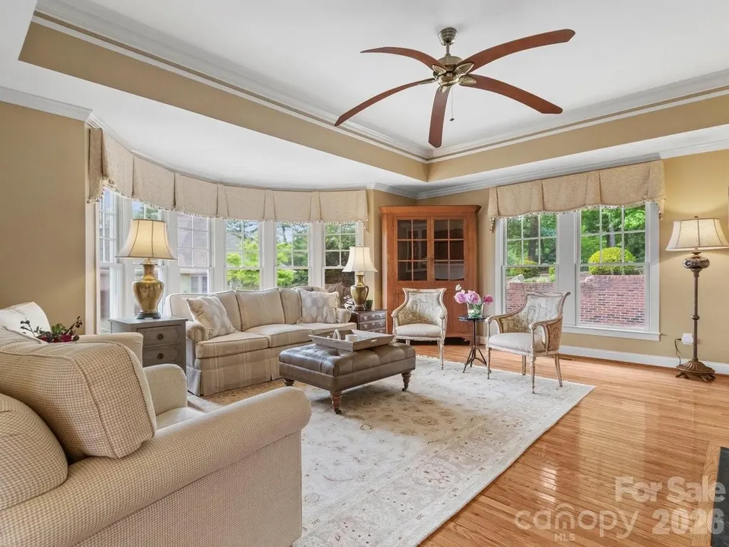 6 Creekside Way Asheville NC 28804