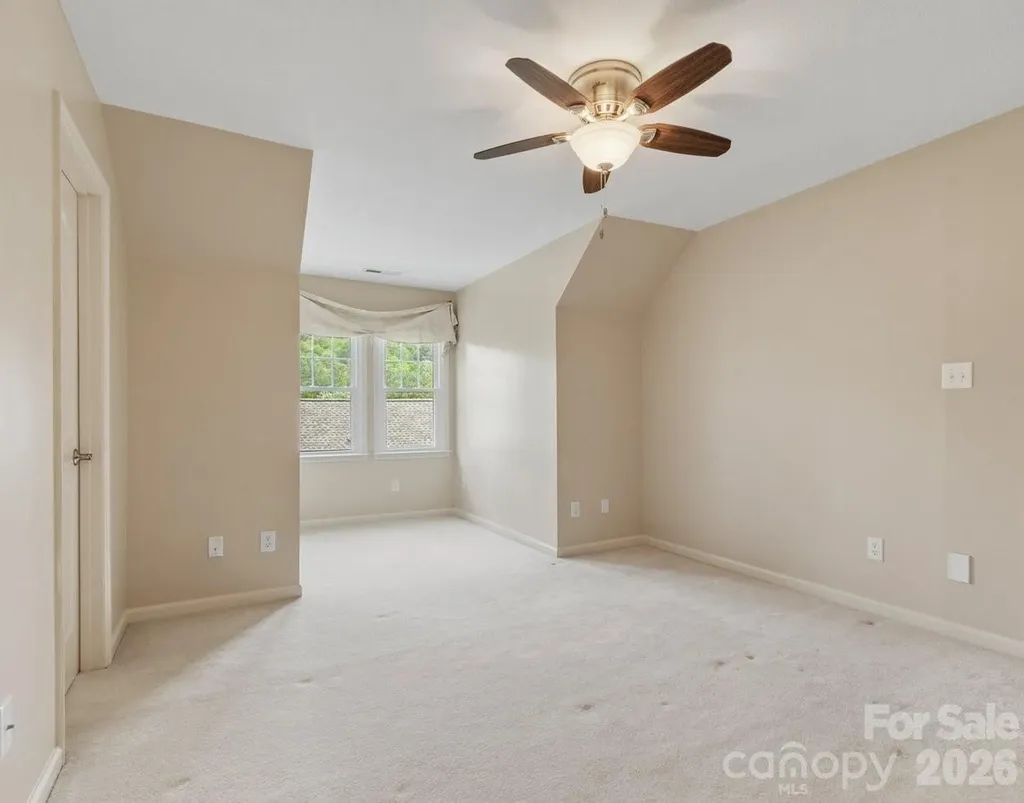 6 Creekside Way Asheville NC 28804