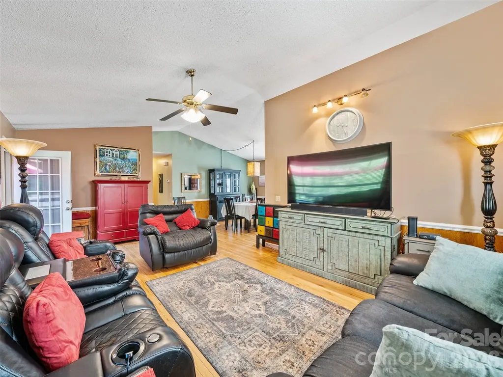 282 Sourwood Drive Spruce Pine NC 28777