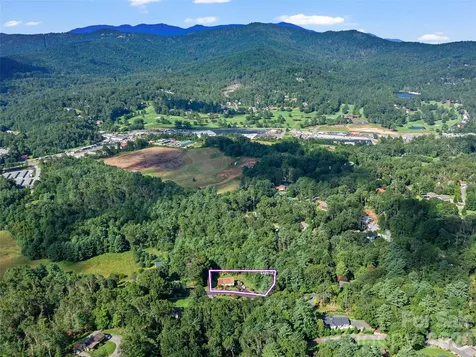 282 Sourwood Drive Spruce Pine NC 28777