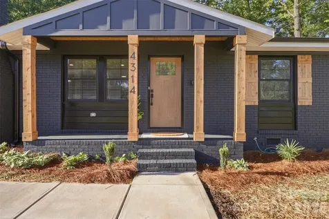 4314 Ivanhoe Place Charlotte NC 28205