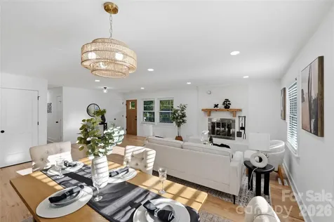 4314 Ivanhoe Place Charlotte NC 28205