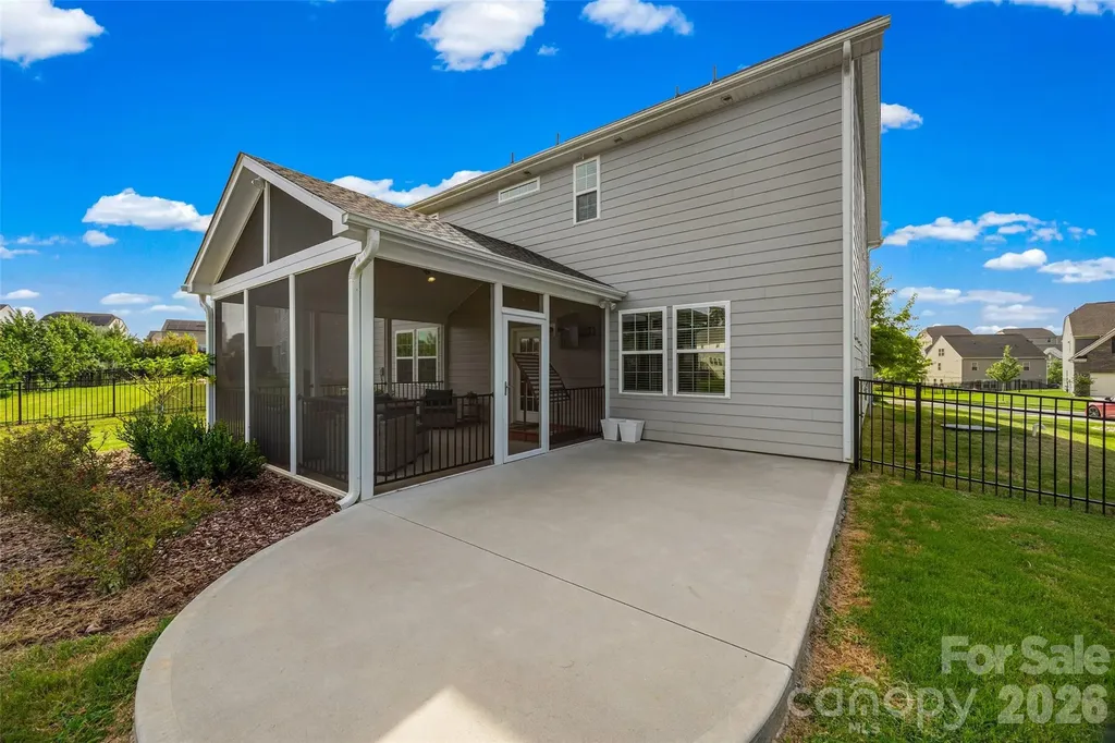 17712 Terryglass Lane Charlotte NC 28278