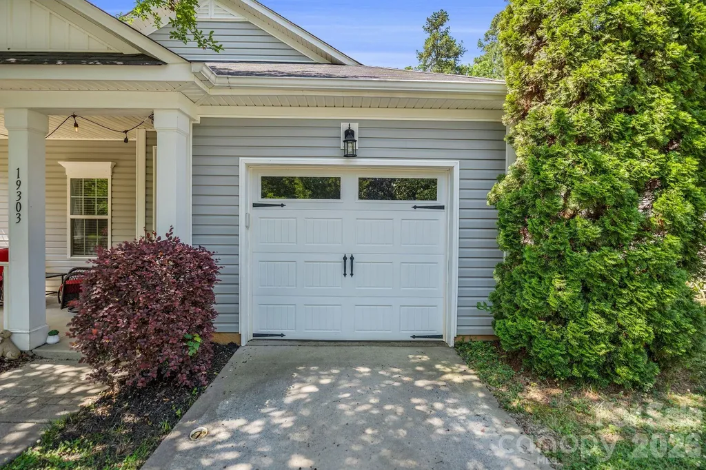 19303 Pocono Lane Cornelius NC 28031