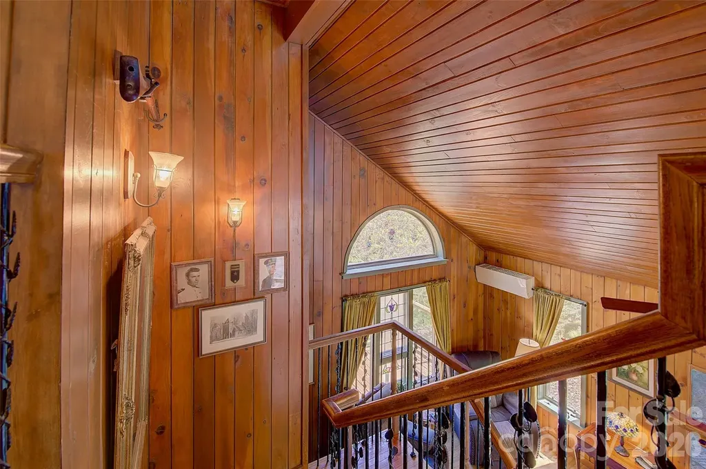 262 Azalea Hills Lane Spruce Pine NC 28777