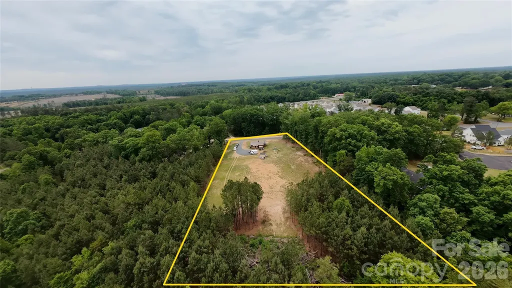 421 E Passaic Street Peachland NC 28133