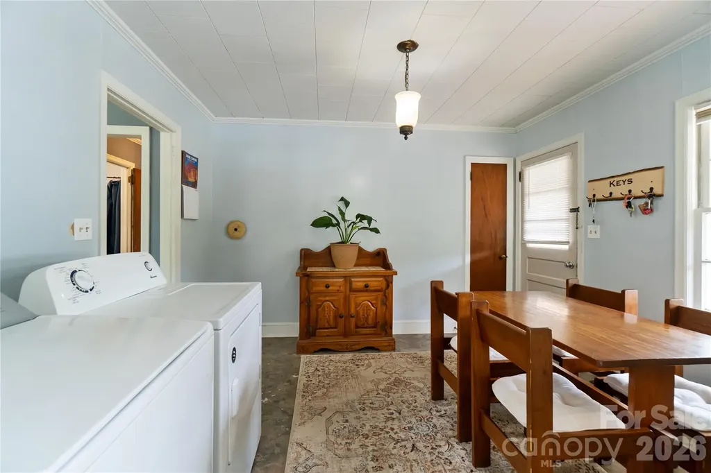 421 E Passaic Street Peachland NC 28133