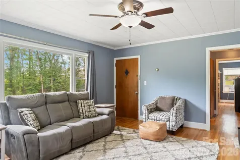 421 E Passaic Street Peachland NC 28133